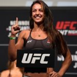 MMA - UFC选手里巴斯展示性感比基尼照片